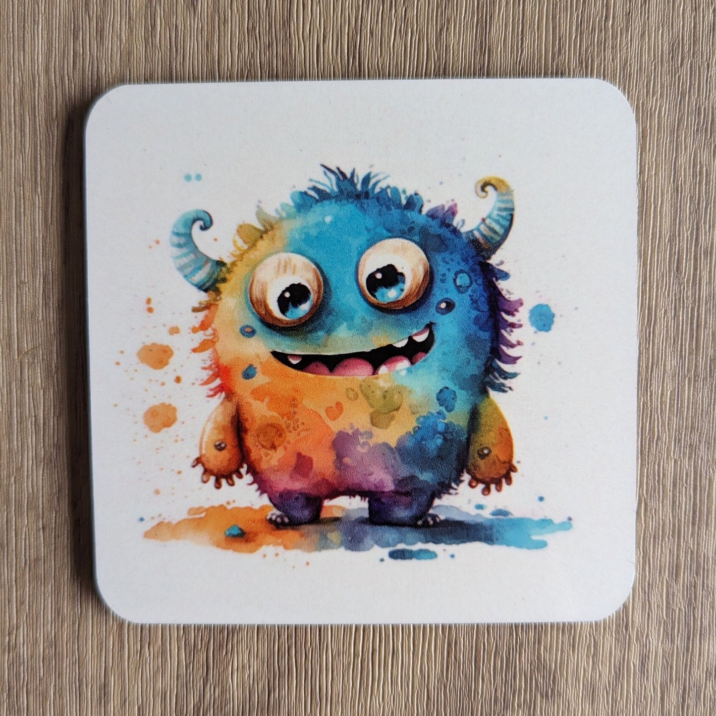 Dessous de verre Petits Monstres | Lot de 4 personnages de dessins animés amusants et colorés | Accessoires de boisson uniques pour enfants et adultes