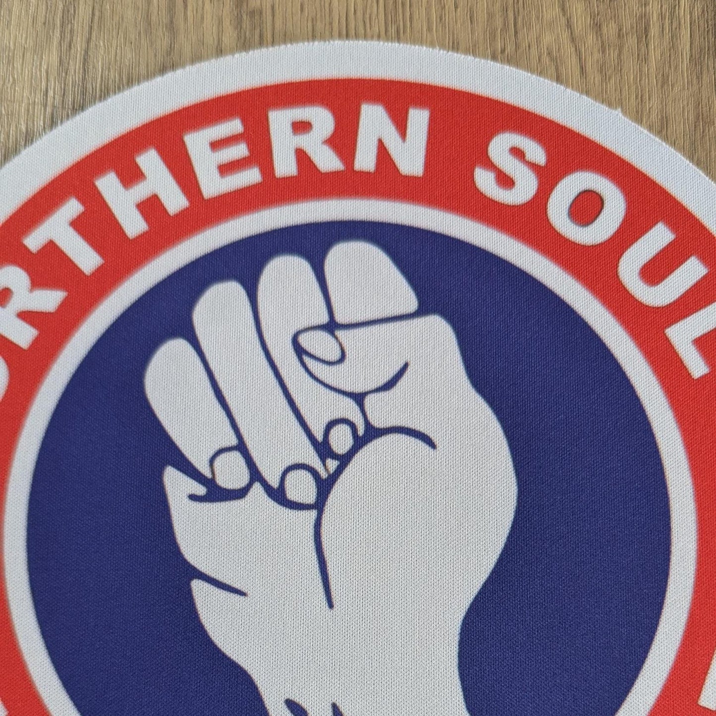 Tapis de souris rond « Northern Soul » rouge, blanc et bleu – Keep the Faith – Cadeau Northern Soul