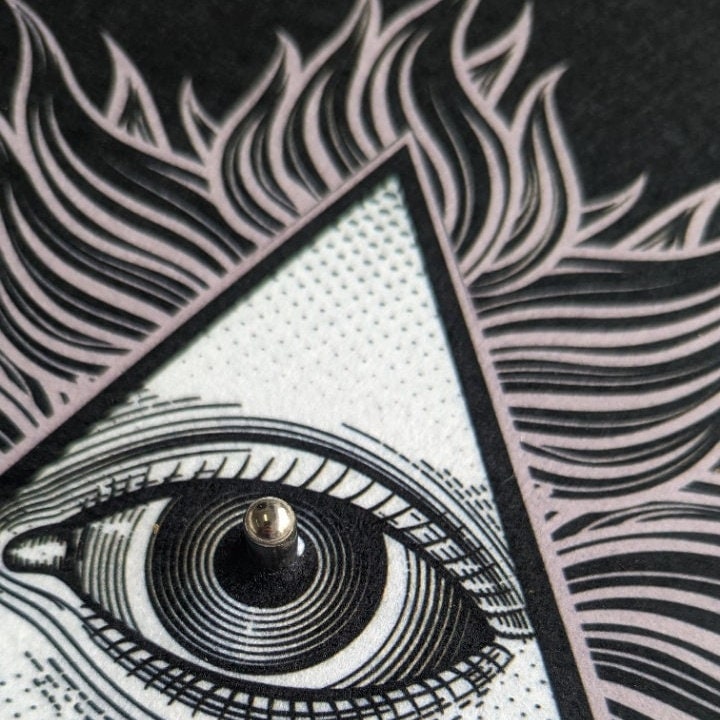 Illuminate Slipmat – Tattoo-Inspired Design