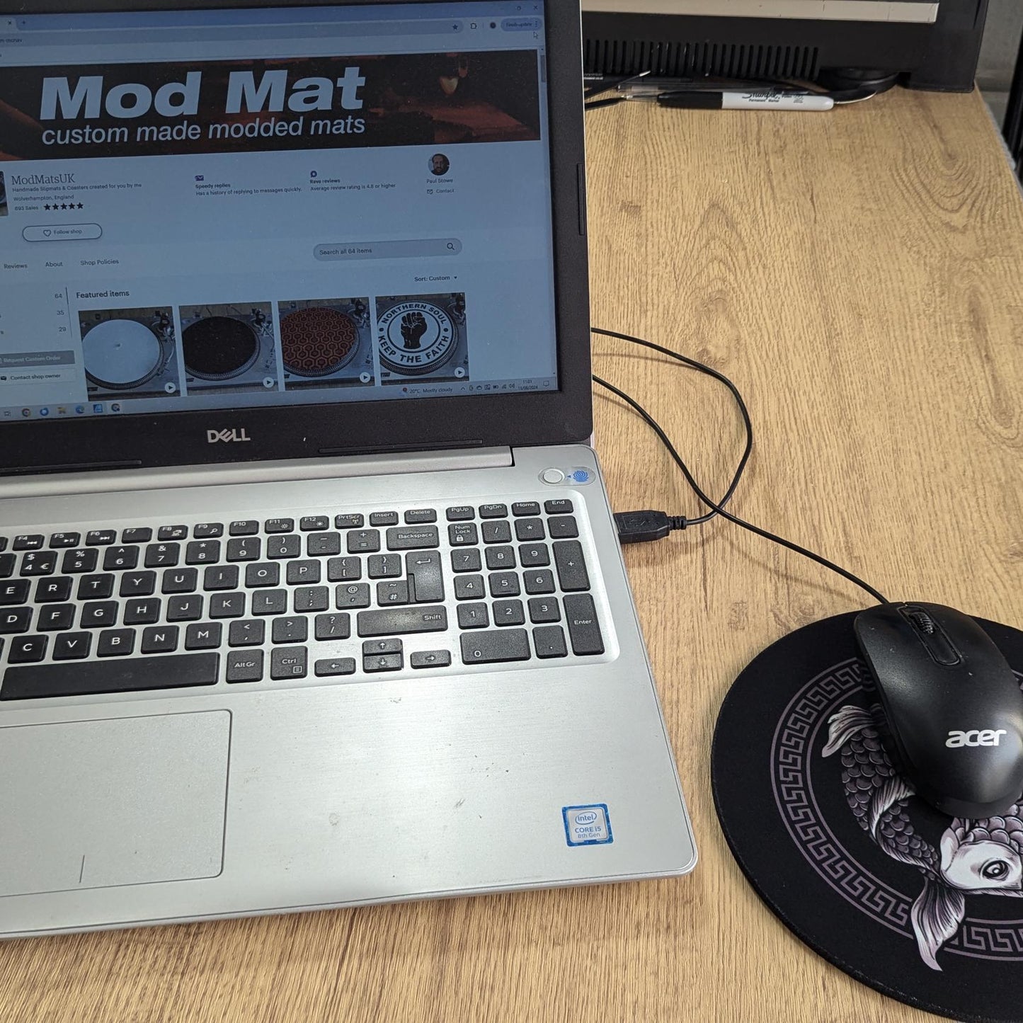 Yin Yang Koi Carp round or circular Computer Mat - Desktop mousepad - fish gift