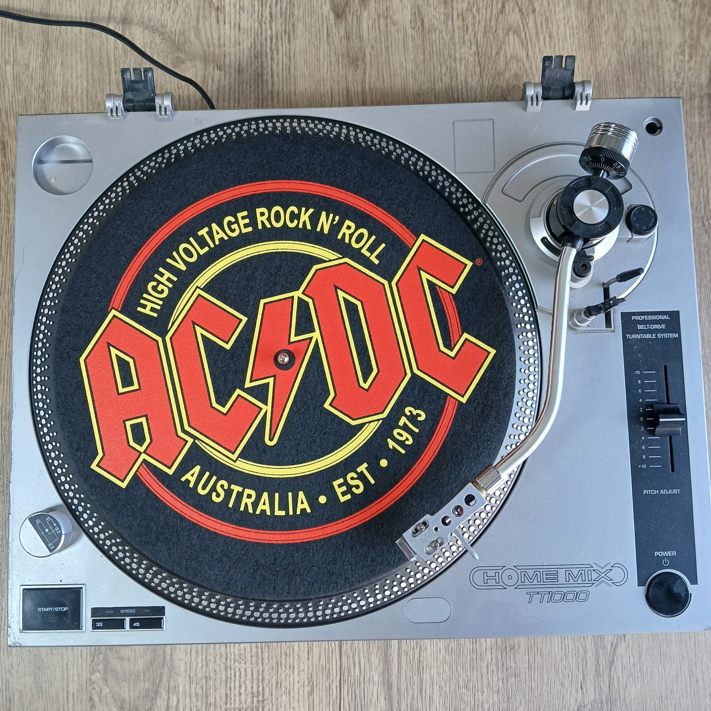 Official AC/DC Slipmat – High Voltage Rock ‘n’ Roll Turntable Mat