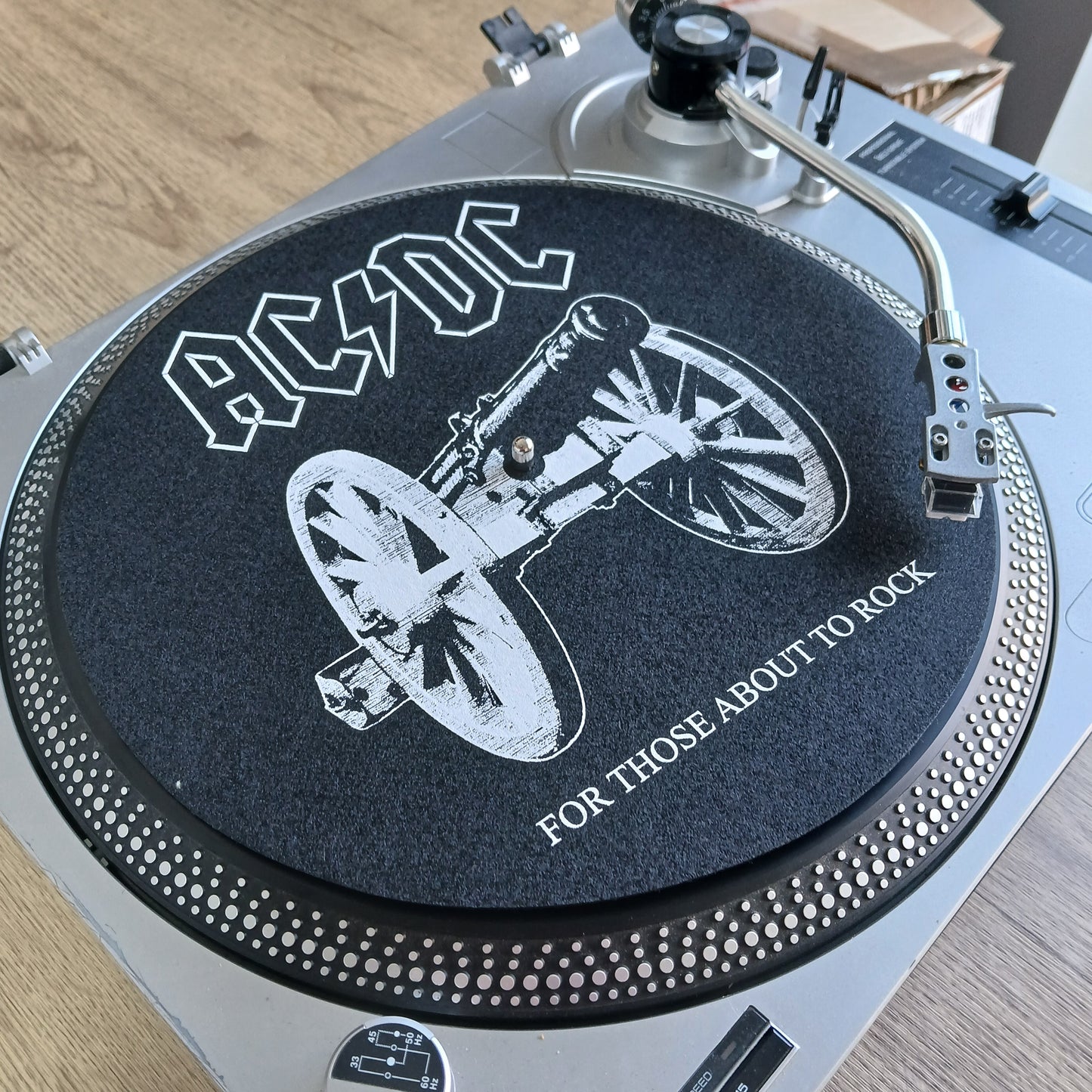 Official AC/DC Cannon Logo Slipmat – Iconic Rock Turntable Mat