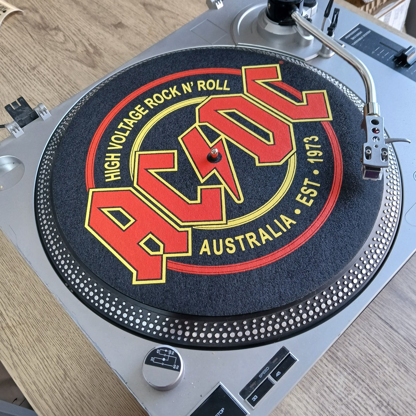 Official AC/DC Slipmat – High Voltage Rock ‘n’ Roll Turntable Mat