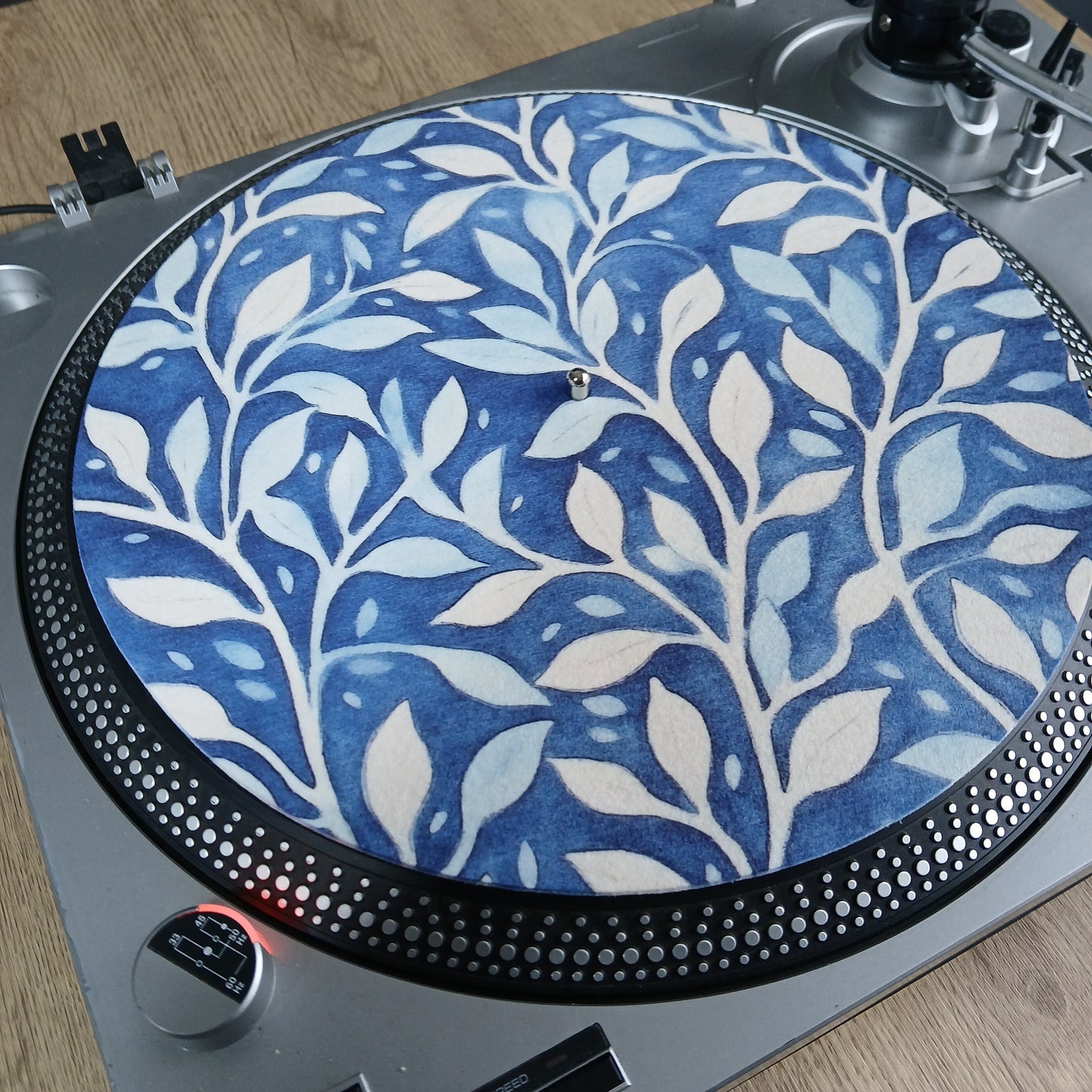 Blue Vines Slipmat – Decorative Fabric Style Design