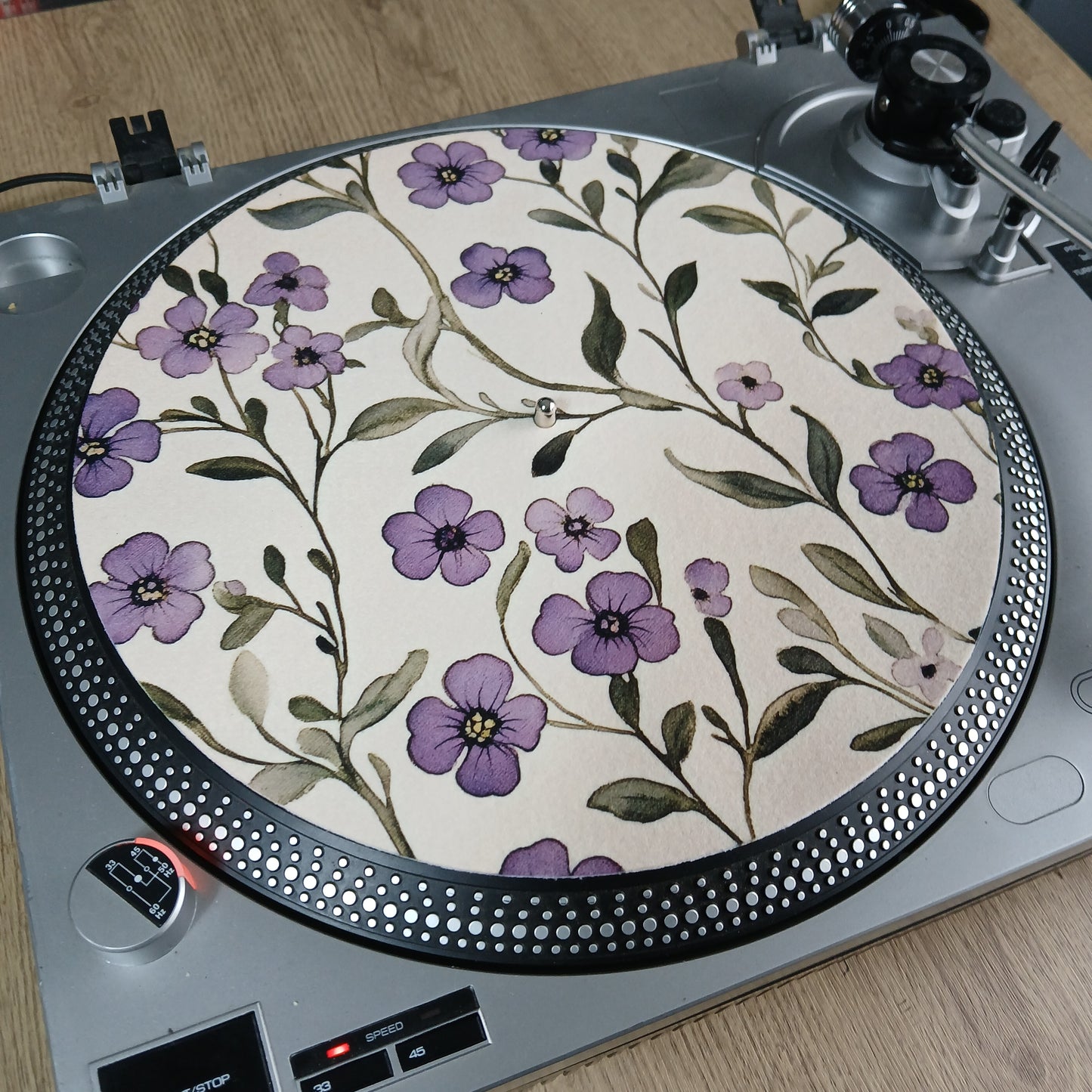 Vintage Violet Vines Blossom Slipmat – Soft Furnishing Design