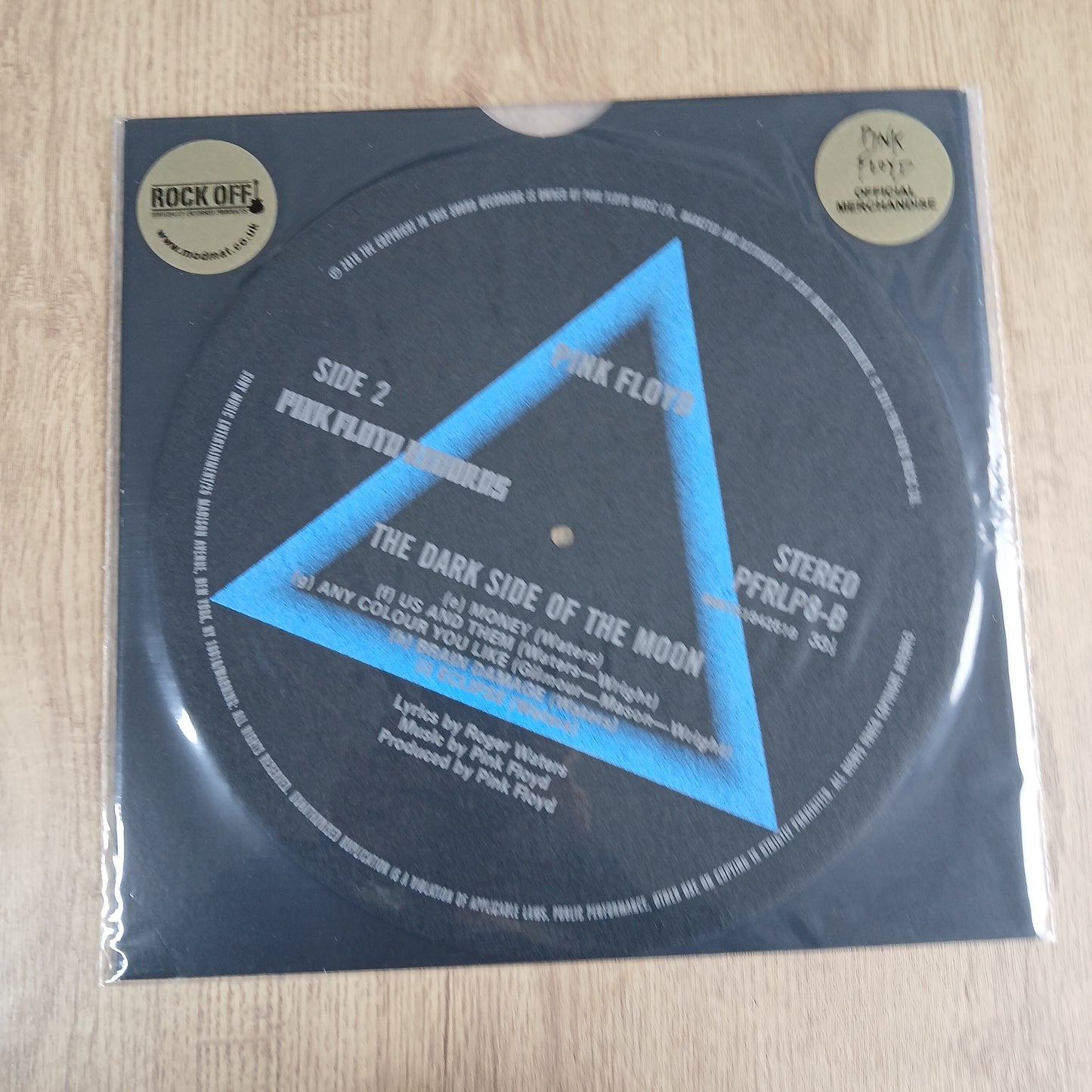 The Dark Side of the Moon Inner Label Slipmat – Blue Triangle Design SIDE 2