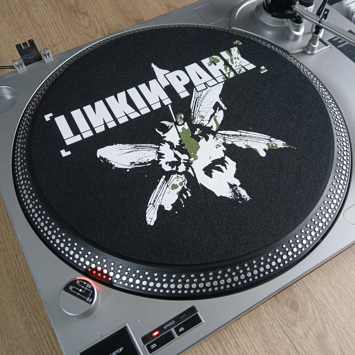 Official Linkin Park Turntable Slipmat : Hybrid Theory