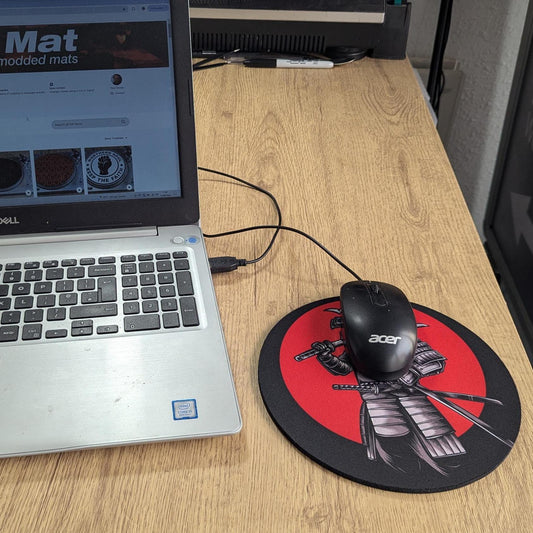 Samurai Circular Mouse Pad - Round Computer Mat - Desktop mousepad