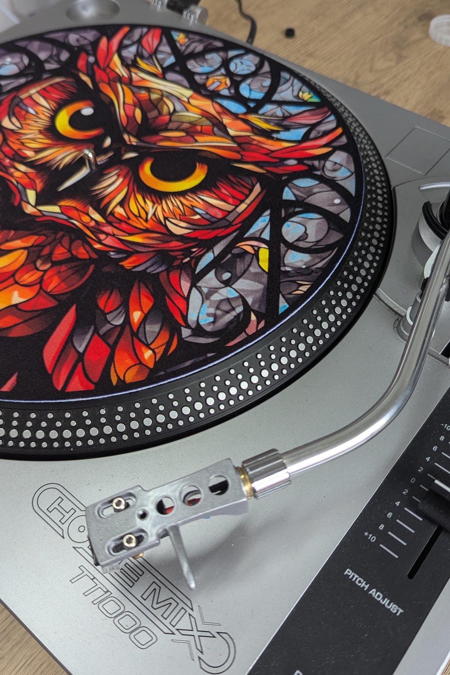 Stain Glass Wise Owl Slip mat - 7 & 12 inch LP Vinyl DJ Pro Turntable Slip Mat Record Player Technics 1210 DJ Turntablist