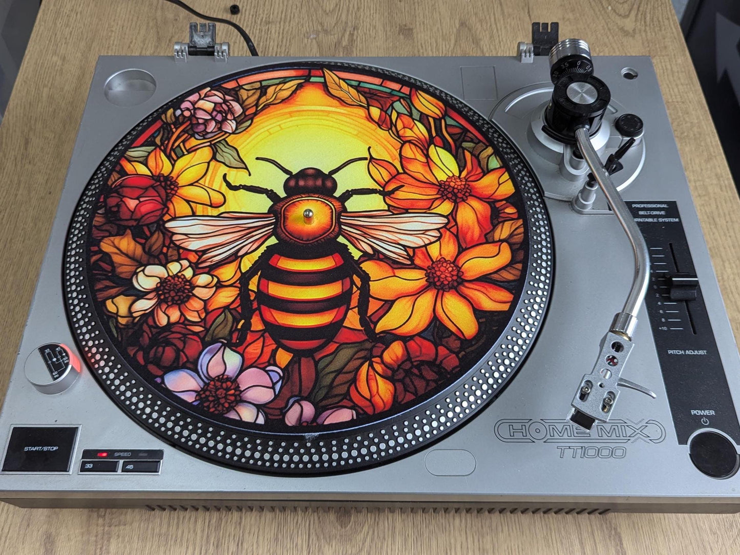 Stain Glass Worker Bee Slip mat - 7 & 12 inch LP Vinyl DJ Pro Turntable Slip Mat Record Player Technics 1210 DJ Turntablist