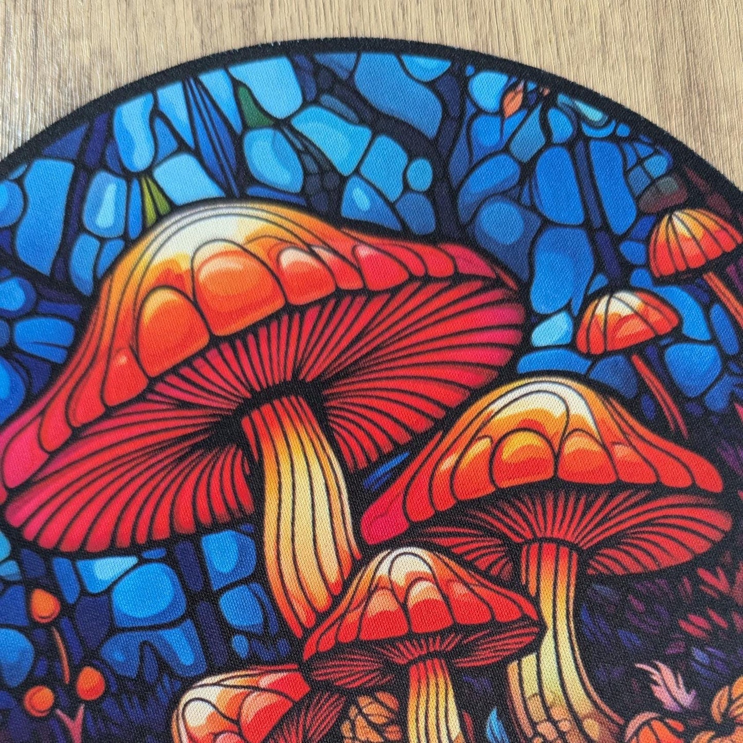 Champignons magiques | Tapis de souris rond ou circulaire effet vitrail - Cadeau champignon