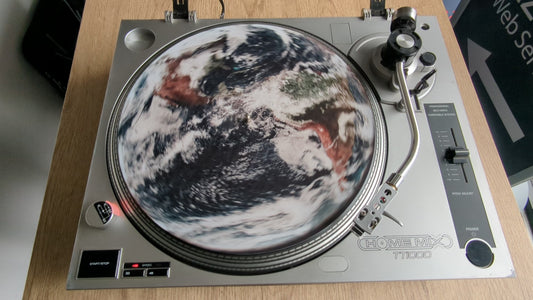 The Earth Slipmat – 7"/12" Vinyl Turntable Mat